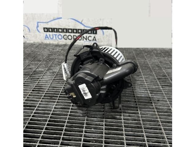 bontott RENAULT CAPTUR Fűtőmotor (Klímás)