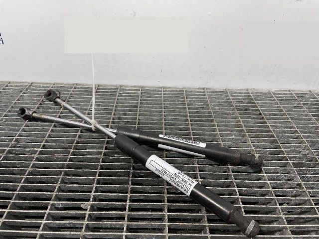 bontott RENAULT CAPTUR Gázrugós Kitámasztó Teleszkóp Motorháztető