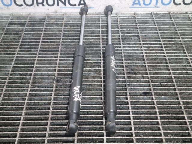 bontott RENAULT CAPTUR Gázrugós Kitámasztó Teleszkóp Motorháztető