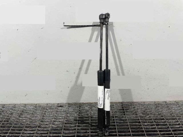 bontott RENAULT CAPTUR Gázrugós Kitámasztó Teleszkóp Motorháztető