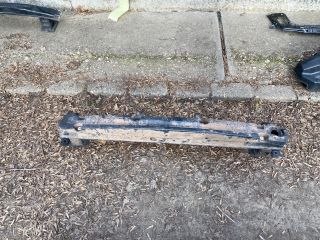 bontott RENAULT CAPTUR Hátsó Lökhárító Merevítő (Fém)