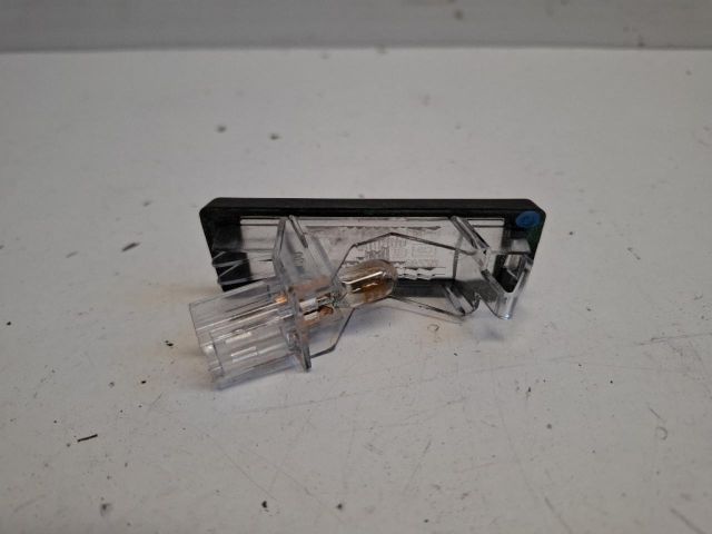 bontott RENAULT CAPTUR Hátsó Rendszámtábla Világítás