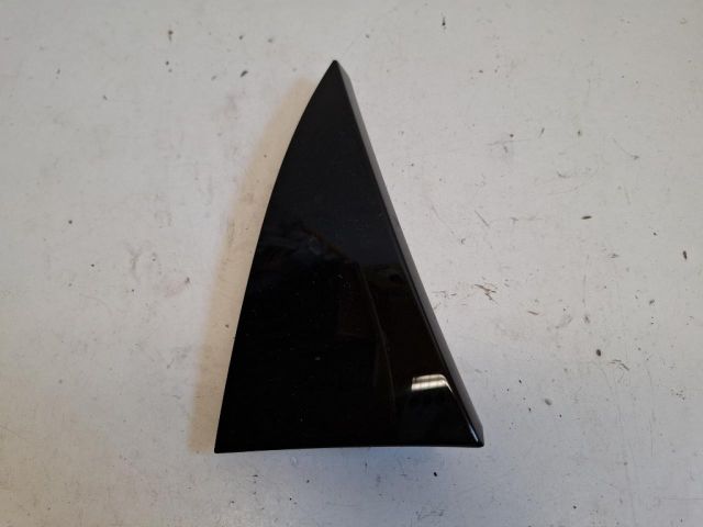 bontott RENAULT CAPTUR Hátsó Szélvédő Díszléc