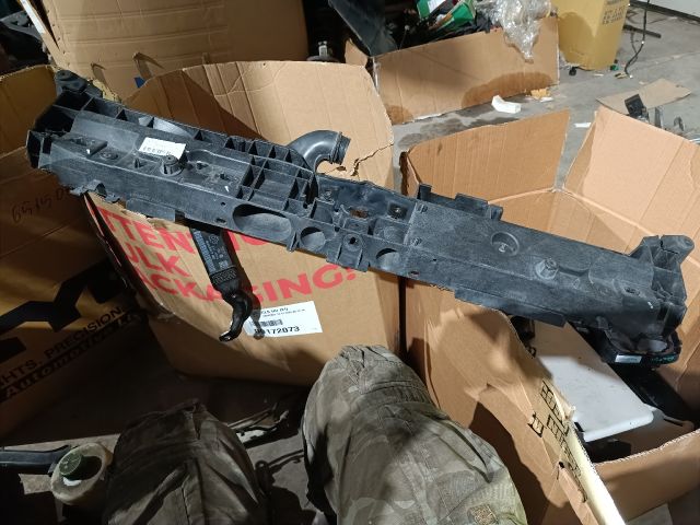 bontott RENAULT CAPTUR Homlokfal Burkolat