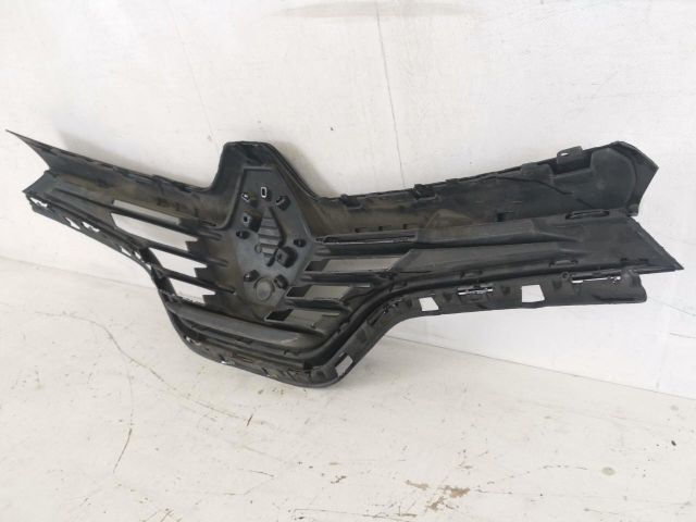 bontott RENAULT CAPTUR Hűtőrács