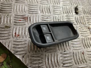 bontott RENAULT CAPTUR II Ablakemelő Kapcsoló Négyes / Kettes