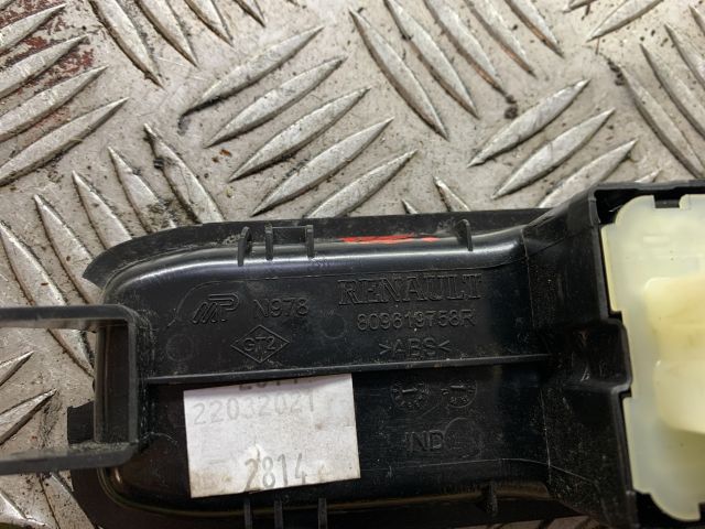 bontott RENAULT CAPTUR II Ablakemelő Kapcsoló Négyes / Kettes