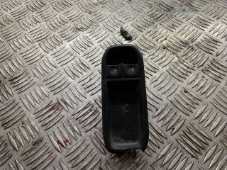 bontott RENAULT CAPTUR II Ablakemelő Kapcsoló Négyes / Kettes