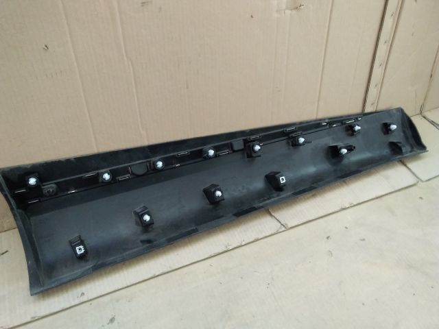 bontott RENAULT CAPTUR II Bal első Ajtó Díszléc