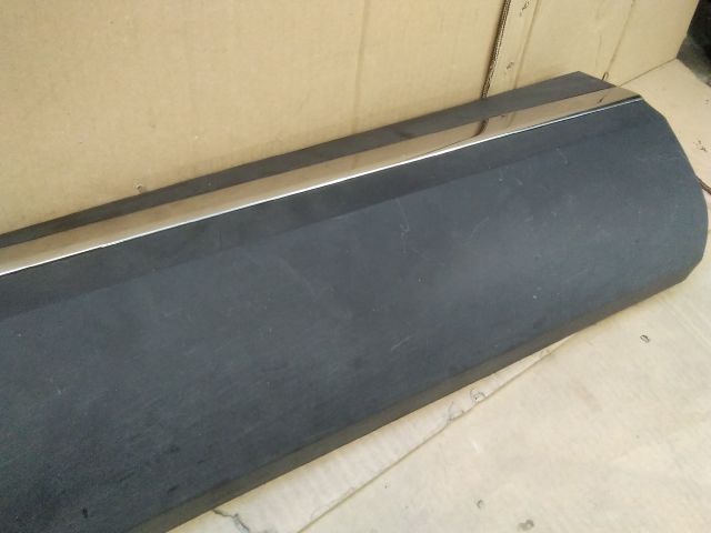 bontott RENAULT CAPTUR II Bal első Ajtó Díszléc