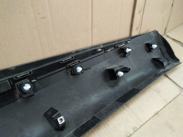 bontott RENAULT CAPTUR II Bal első Ajtó Díszléc