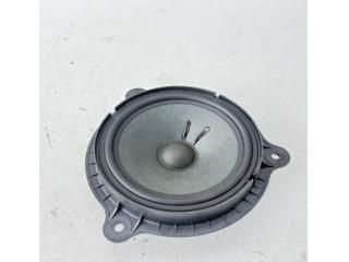 bontott RENAULT CAPTUR II Bal első Hangszóró