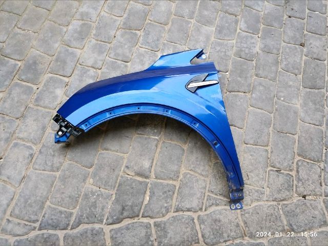 bontott RENAULT CAPTUR II Bal első Sárvédő