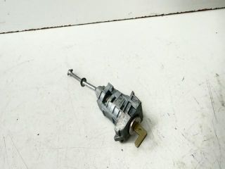 bontott RENAULT CAPTUR II Bal első Zárbetét