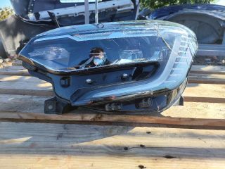 bontott RENAULT CAPTUR II Bal Fényszóró