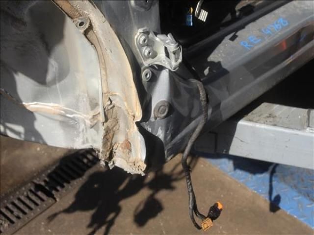 bontott RENAULT CAPTUR II Bal Küszöb