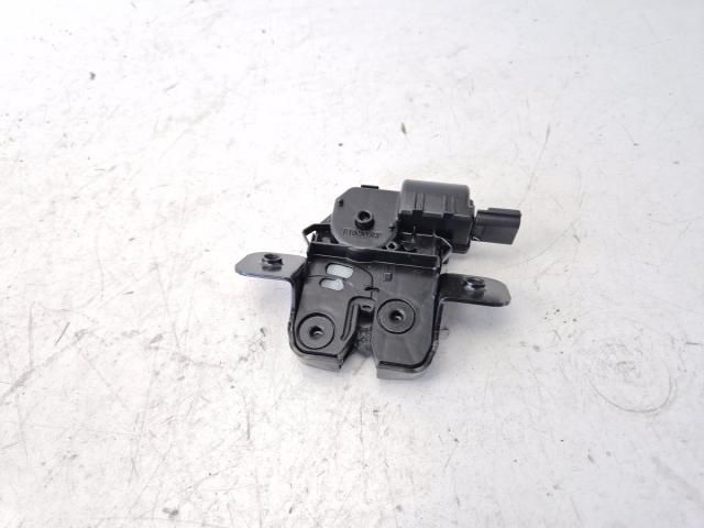 bontott RENAULT CAPTUR II Csomagtérajtó Zárszerkezet