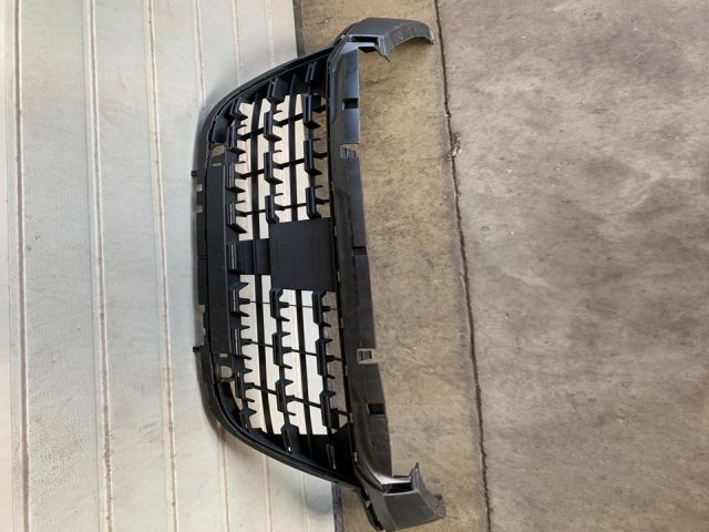 bontott RENAULT CAPTUR II Első Lökhárító (Üresen)