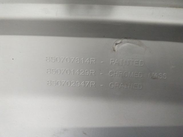 bontott RENAULT CAPTUR II Hátsó Lökhárító Alsó (Műanyag)