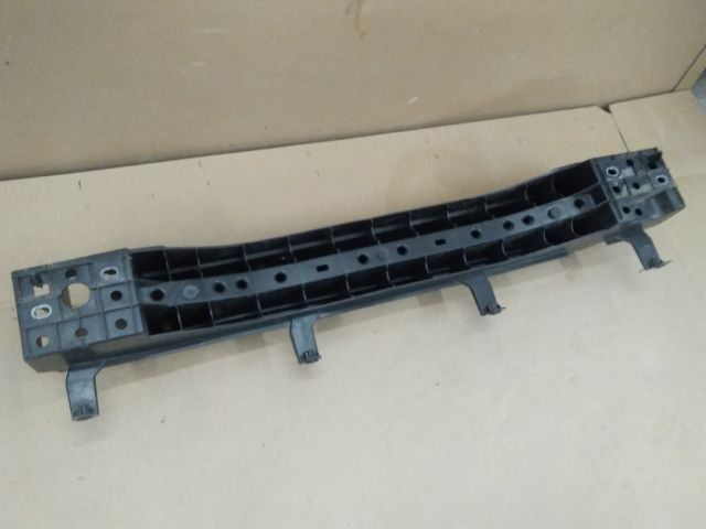 bontott RENAULT CAPTUR II Hátsó Lökhárító Merevítő (Fém)