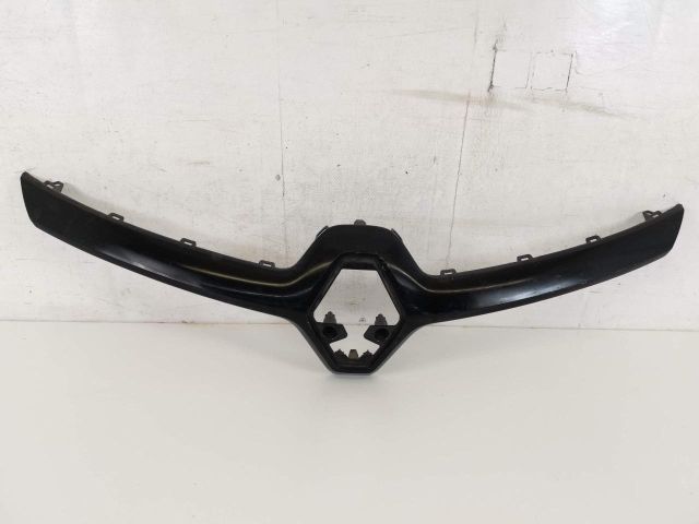 bontott RENAULT CAPTUR II Hűtőrács