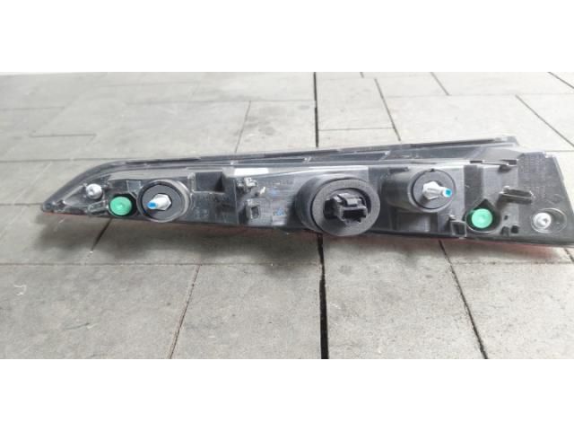 bontott RENAULT CAPTUR II Jobb Belső Hátsó Lámpa