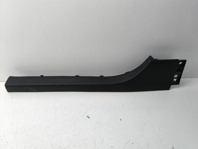 bontott RENAULT CAPTUR II Jobb első Belső Küszöb Burkolat