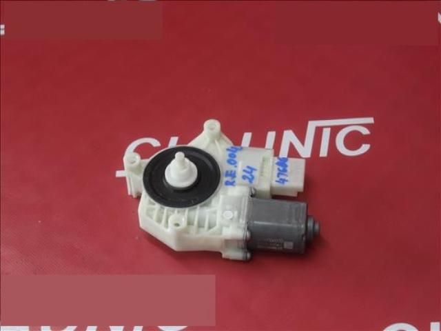 bontott RENAULT CAPTUR II Jobb hátsó Ablakemelő Motor