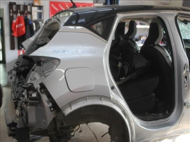 bontott RENAULT CAPTUR II Jobb hátsó Sárvédő