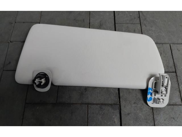 bontott RENAULT CAPTUR II Jobb Napellenző