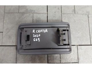 bontott RENAULT CAPTUR II Könyöklő