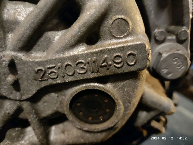 bontott RENAULT CAPTUR II Automata Váltó