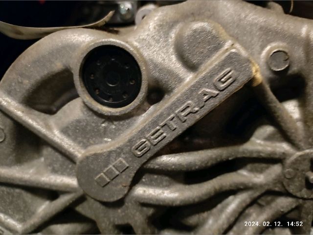 bontott RENAULT CAPTUR II Automata Váltó