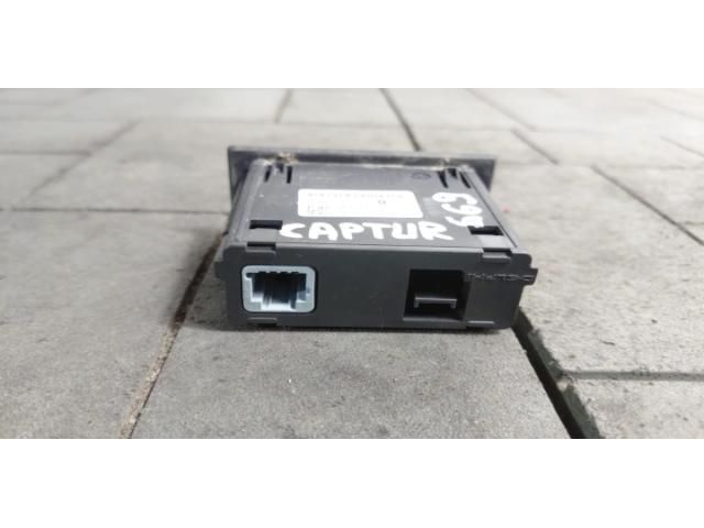 bontott RENAULT CAPTUR II USB HUB