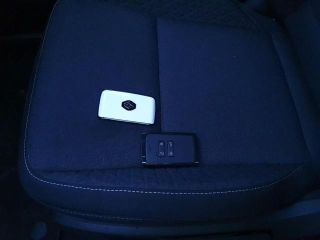 bontott RENAULT CAPTUR II Váltógomb