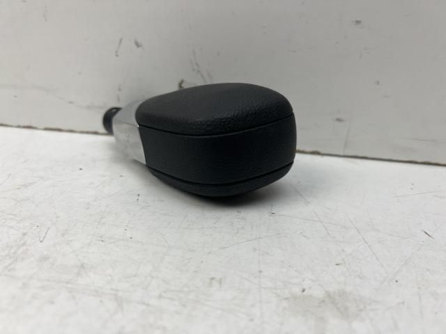 bontott RENAULT CAPTUR II Váltógomb