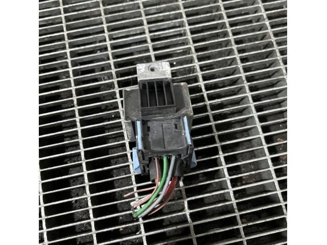 bontott RENAULT CAPTUR Izzító Relé