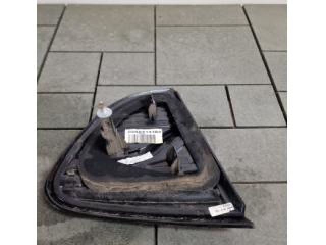 bontott RENAULT CAPTUR Jobb Belső Hátsó Lámpa