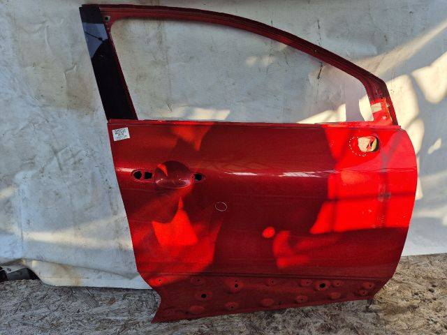 bontott RENAULT CAPTUR Jobb első Ajtó (Üres lemez)