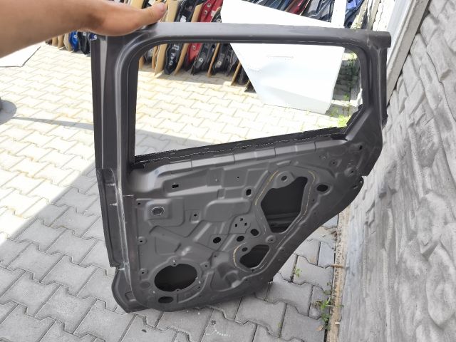 bontott RENAULT CAPTUR Jobb hátsó Ajtó (Üres lemez)