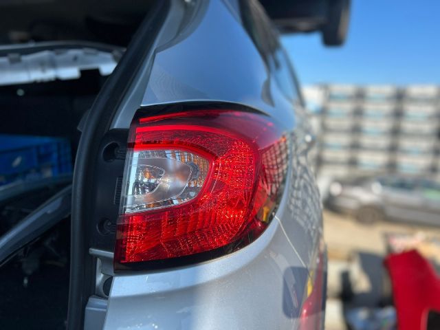 bontott RENAULT CAPTUR Jobb Hátsó Lámpa