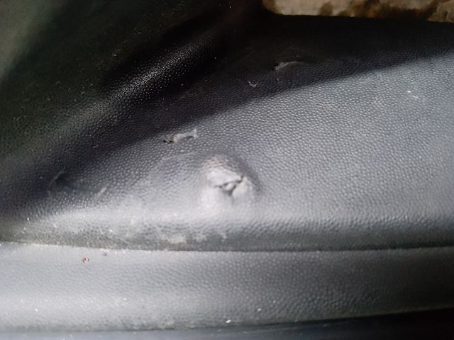 bontott RENAULT CAPTUR Jobb Ködlámpa Rács