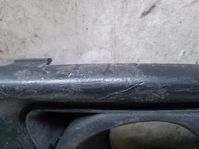 bontott RENAULT CAPTUR Jobb Ködlámpa Rács