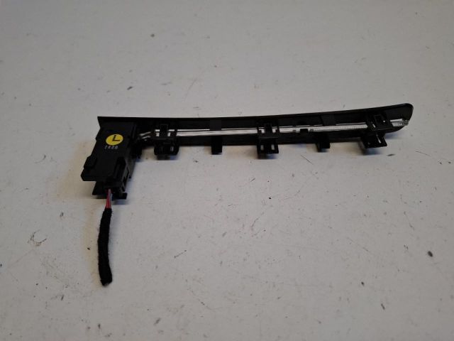 bontott RENAULT CAPTUR Kesztyűtartó Világítás