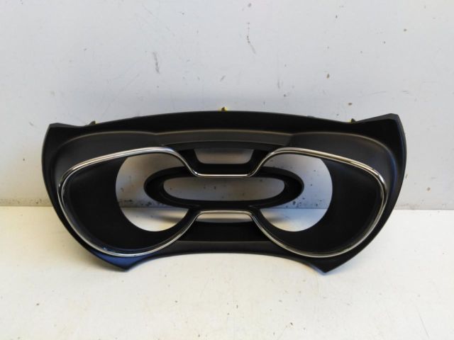 bontott RENAULT CAPTUR Kilométeróra Keret