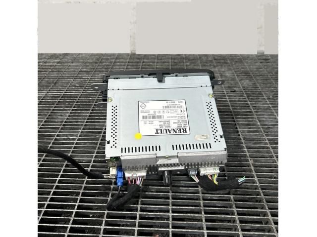 bontott RENAULT CAPTUR Navigációs Fejegység