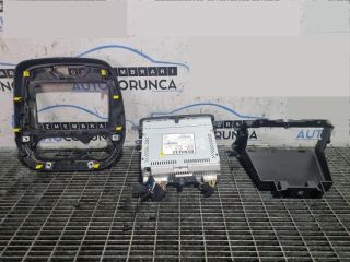 bontott RENAULT CAPTUR Navigációs Fejegység