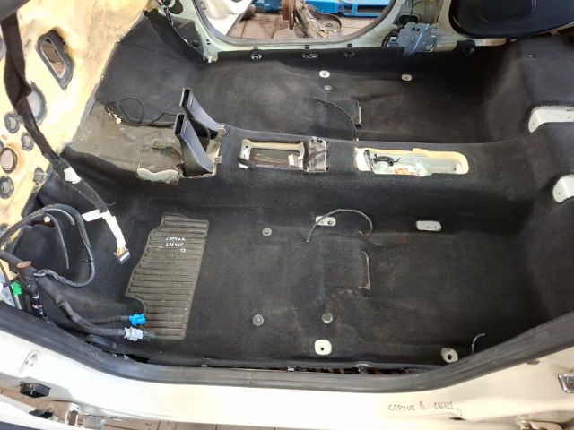 bontott RENAULT CAPTUR Padlószőnyeg