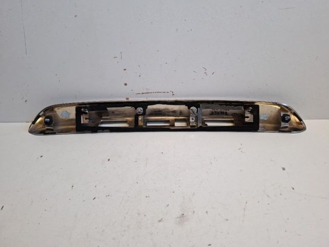 bontott RENAULT CAPTUR Rendszámtábla Világítás Keret