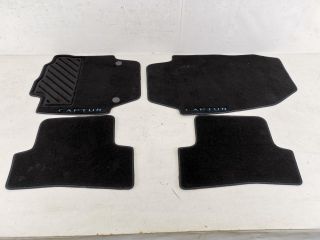 bontott RENAULT CAPTUR Szőnyeg Szett